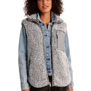 Abercrombie Fitch Women’s Cloud Sherpa Vest Sz S Gray Zip Soft A&F